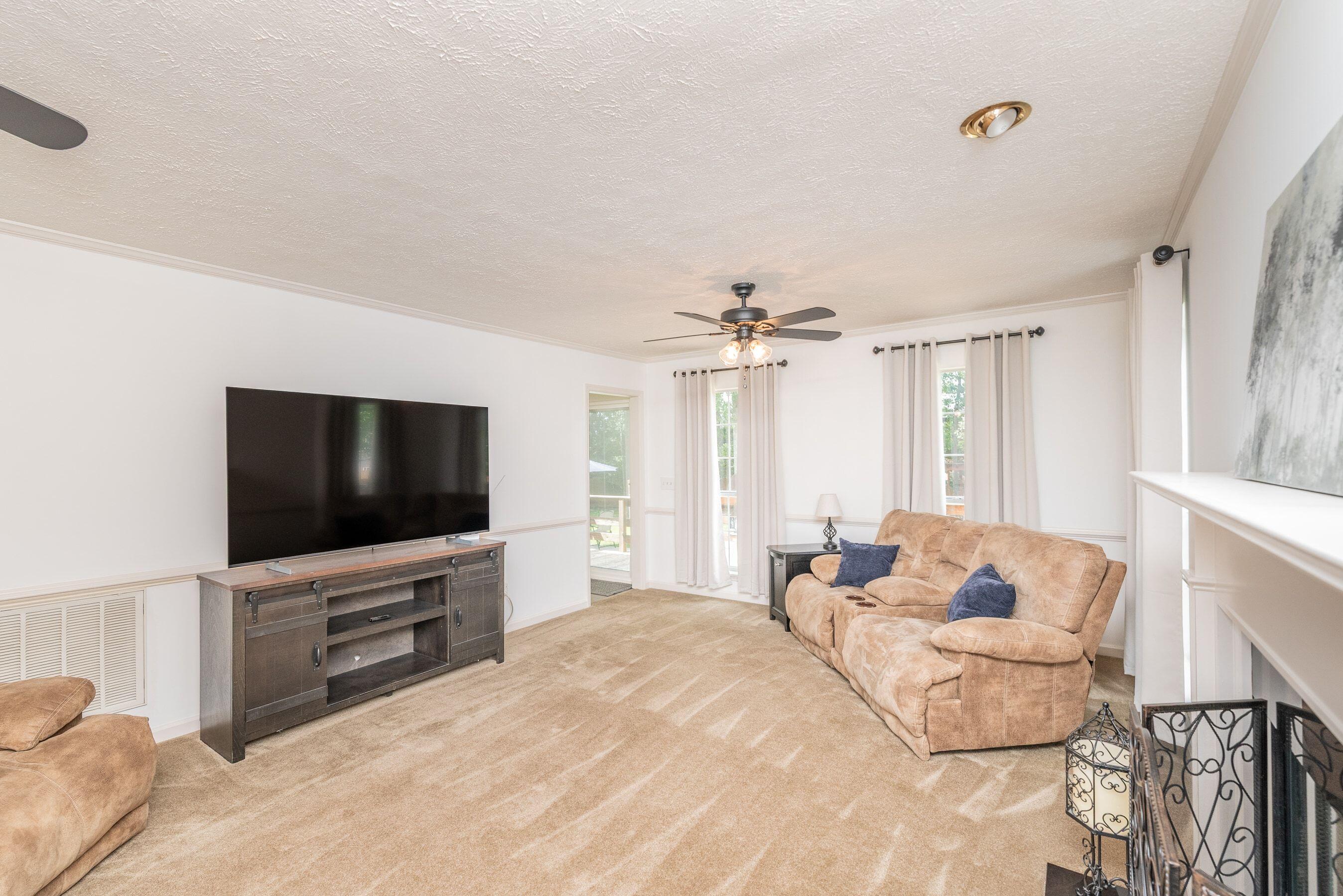 313 East Hedge Road Aiken, SC 29801 - Photo 6 of 48