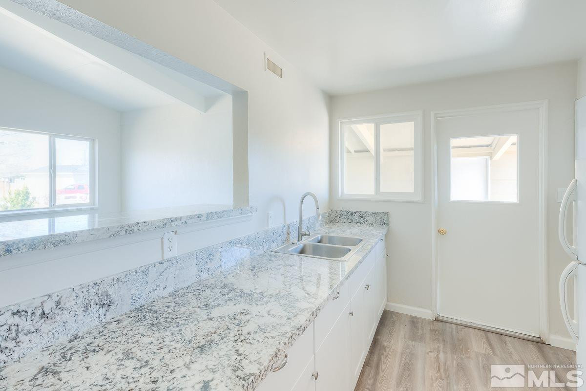 11972 Andes Street Reno, NV 89506 - Photo 8 of 27 Photo 8