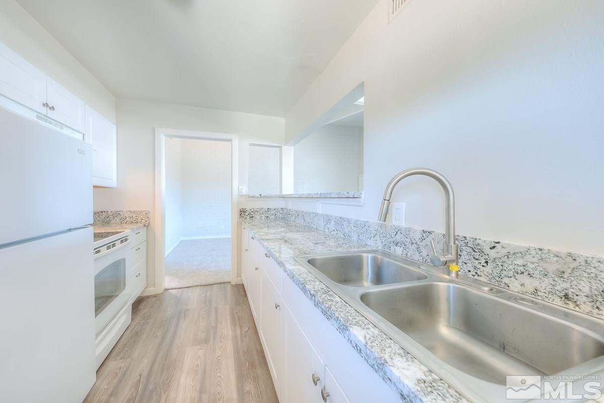 11972 Andes Street Reno, NV 89506 - Photo 9 of 27 Photo 9