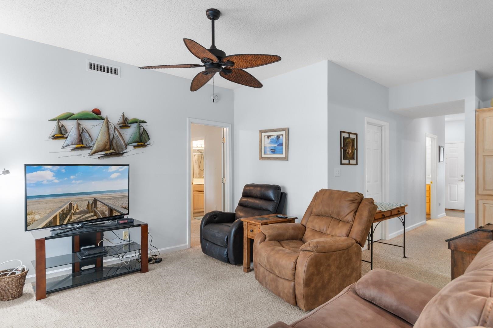2203 Sweetwater Boulevard, Unit 2203 Murrells Inlet, SC 29576 - Photo 11 of 40