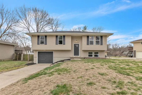 $279,000 | 4606 Zebra Lane, St. Joseph, MO 64506
