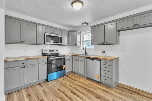 $279,000 | 4606 Zebra Lane, St. Joseph, MO 64506