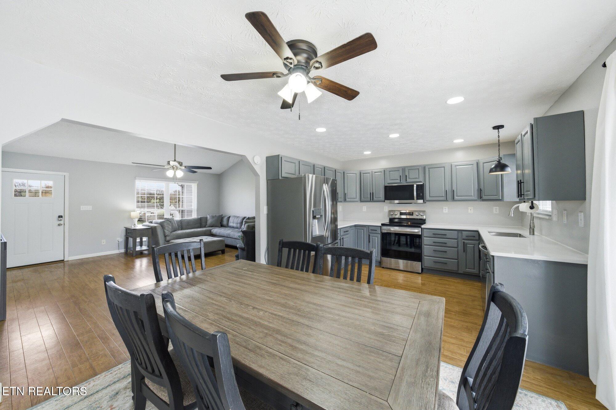 427 Eledge Farm Road Sevierville, TN 37876 - Photo 6 of 21 11-427-Eledge-Farm-Rd-Sevierville-TN-11