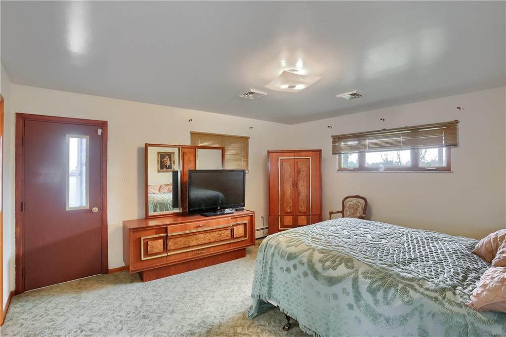 3092 Brodhead Road Aliquippa, PA 15001 - Photo 13 of 46