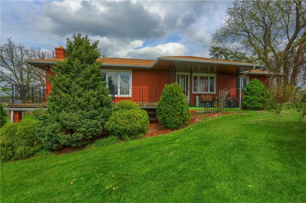 3092 Brodhead Road Aliquippa, PA 15001 - Photo 3 of 46