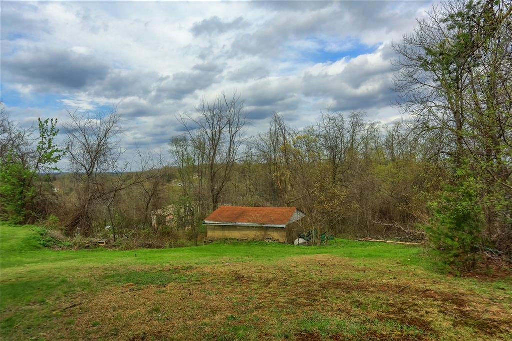 3092 Brodhead Road Aliquippa, PA 15001 - Photo 31 of 46