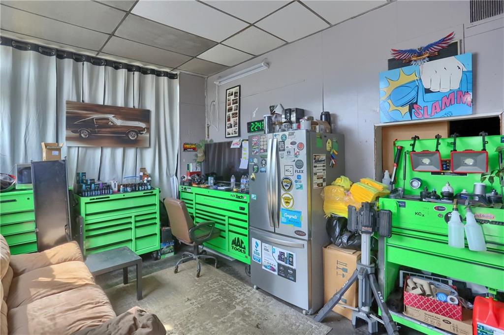 3092 Brodhead Road Aliquippa, PA 15001 - Photo 38 of 46