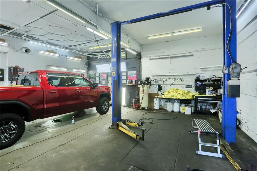 3092 Brodhead Road Aliquippa, PA 15001 - Photo 41 of 46