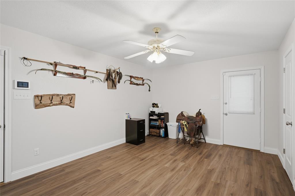 217 Spruce Circle Azle, TX 76020 - Photo 28 of 39