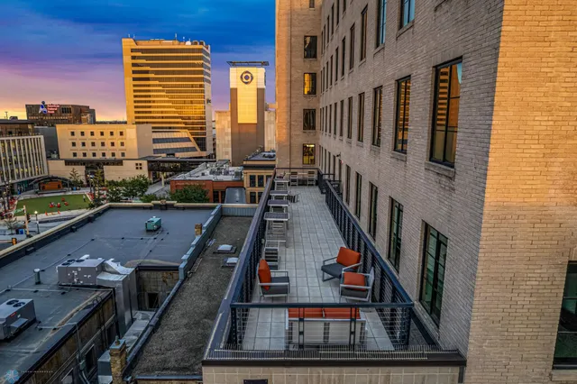 $1,585,000 | 118 Broadway North, Unit 702, Fargo, ND 58102