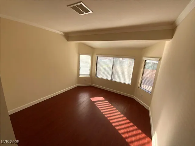 $3,200 | 3113 Port Side Drive, Las Vegas, NV 89117