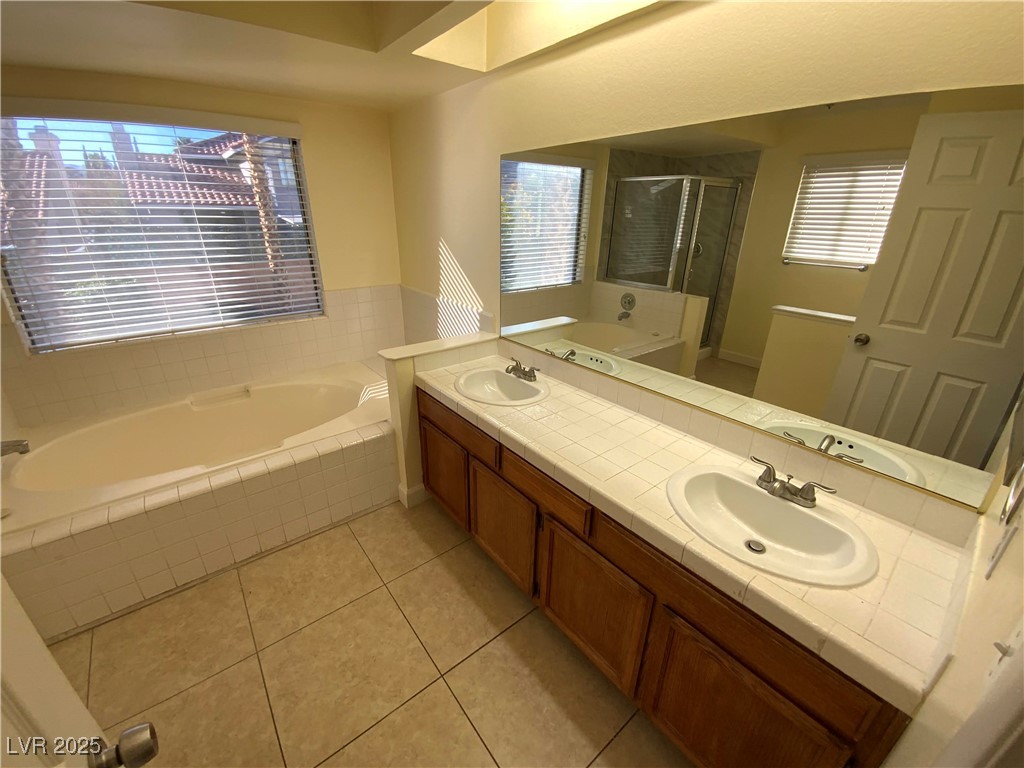3113 Port Side Drive Las Vegas, NV 89117 - Photo 17 of 22