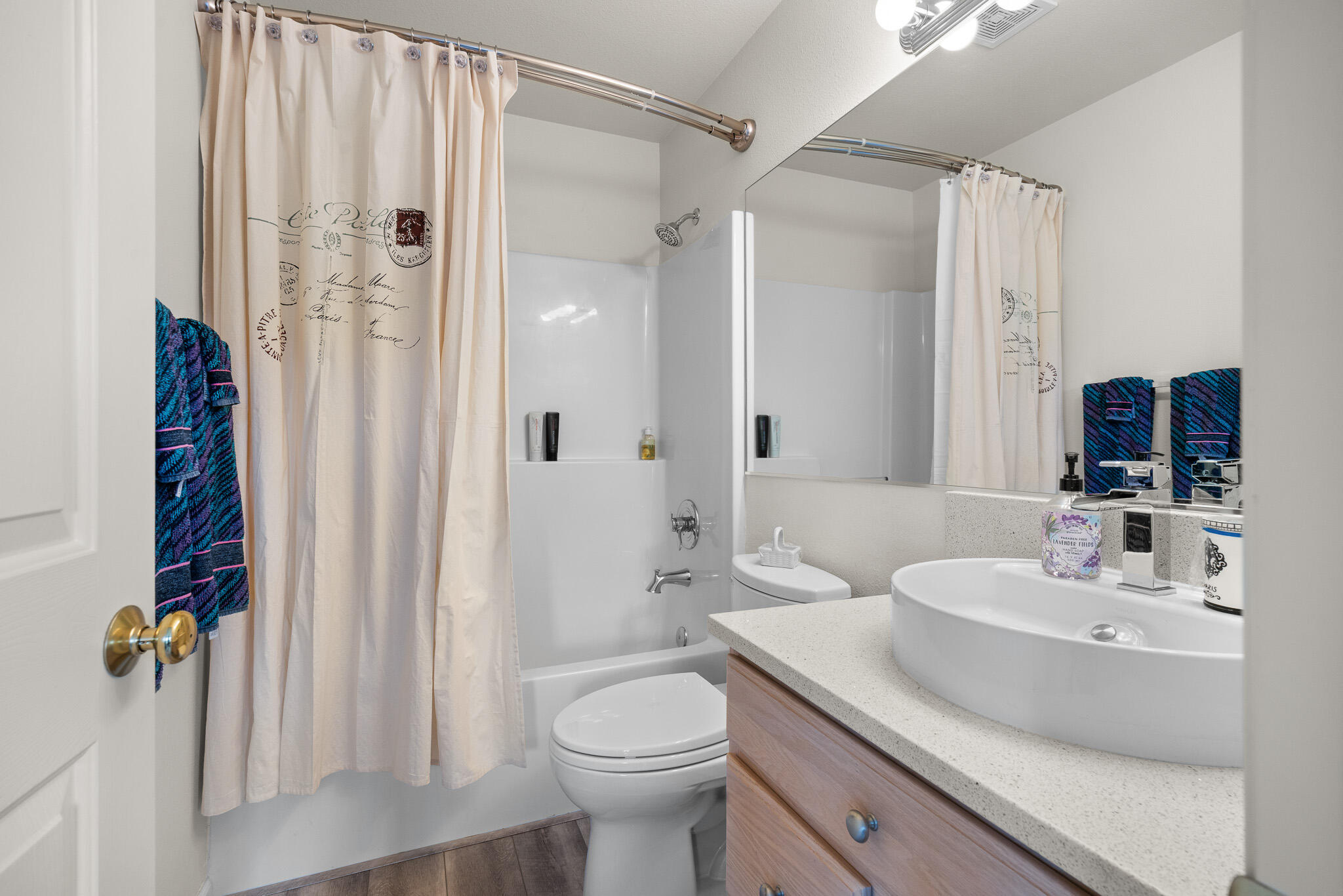 624 Southwest Hill Street Bend, OR 97702 - Photo 34 of 45 a bathroom with a sink toilet and shower