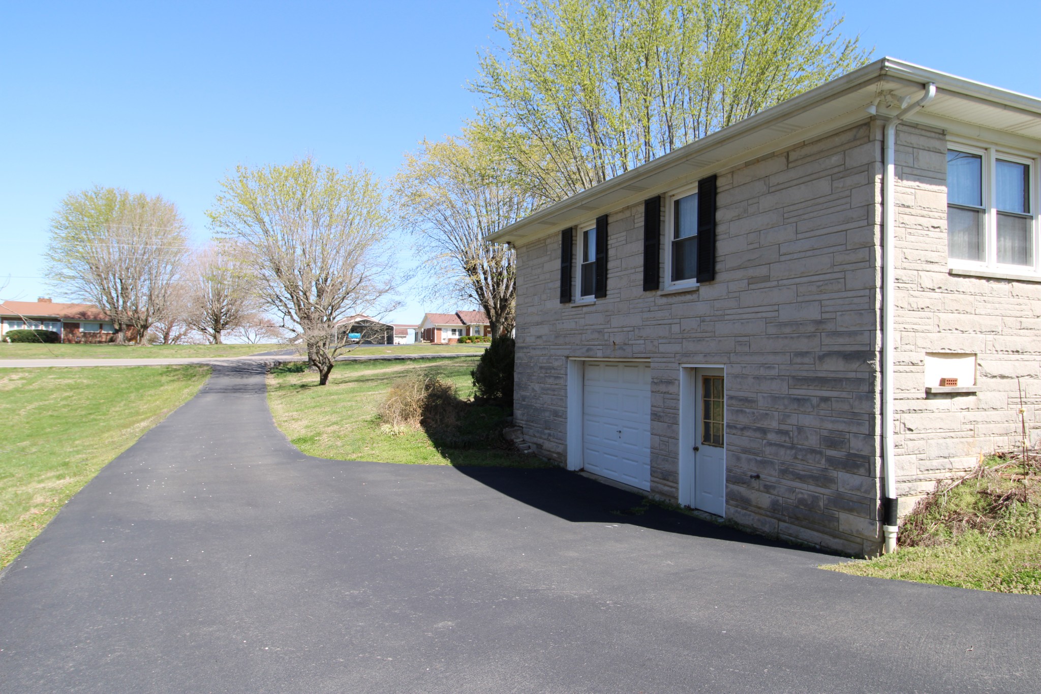 1984 Celina Road Red Boiling Springs, TN 37150 - Photo 8 of 28 a view of swimming pool with a yard