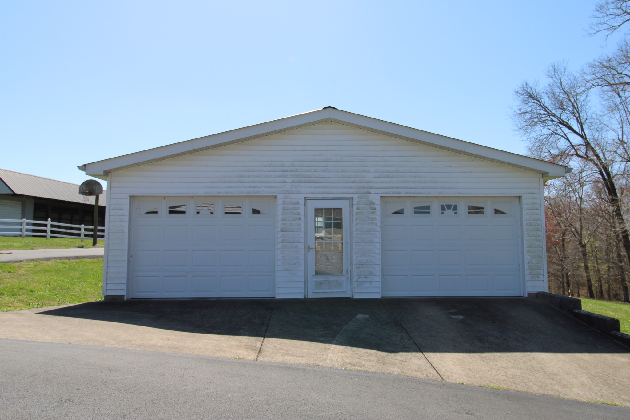 1984 Celina Road Red Boiling Springs, TN 37150 - Photo 10 of 28 a front view of house with yard