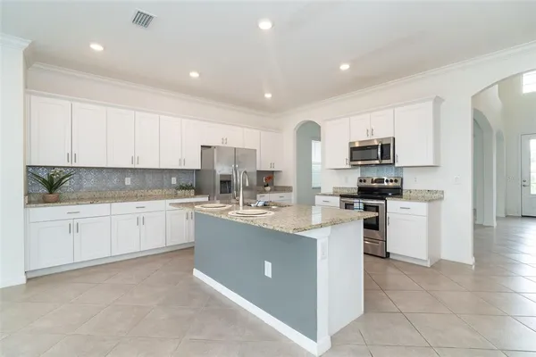 $540,000 | 19524 Fishhawk Trail, Venice, FL 34293