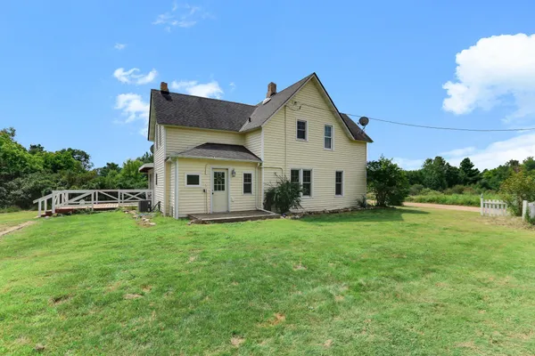 $270,000 | 5048 450th Street, Harris, MN 55032