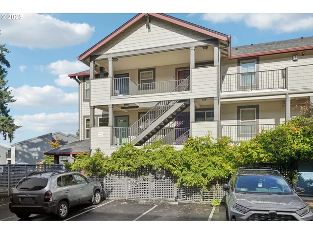 $139,000 | 737 Northeast 99th Avenue, Unit 15, Portland, OR 97220