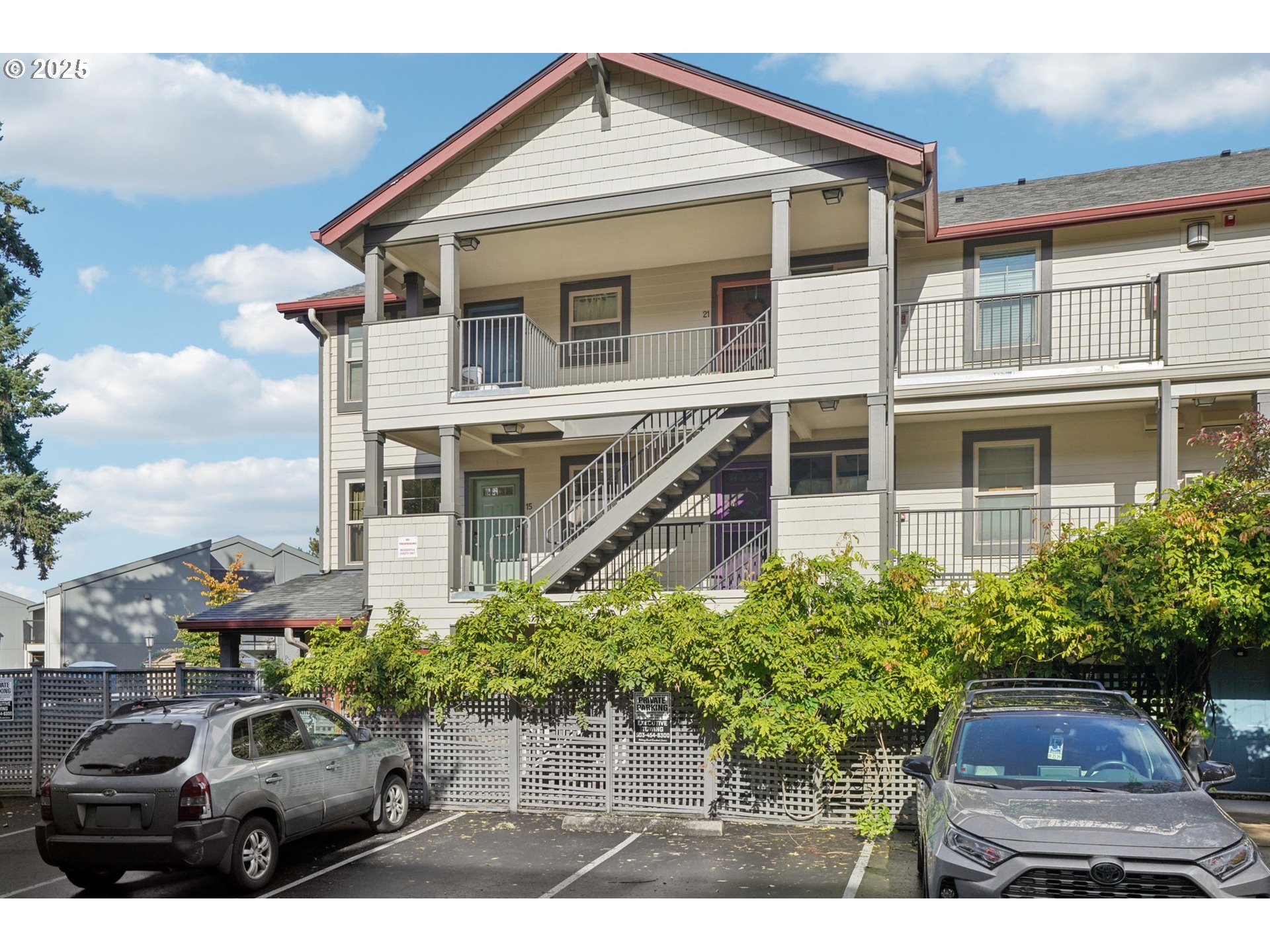 737 Northeast 99th Avenue, Unit 15 Portland, OR 97220 - Photo 2 of 29