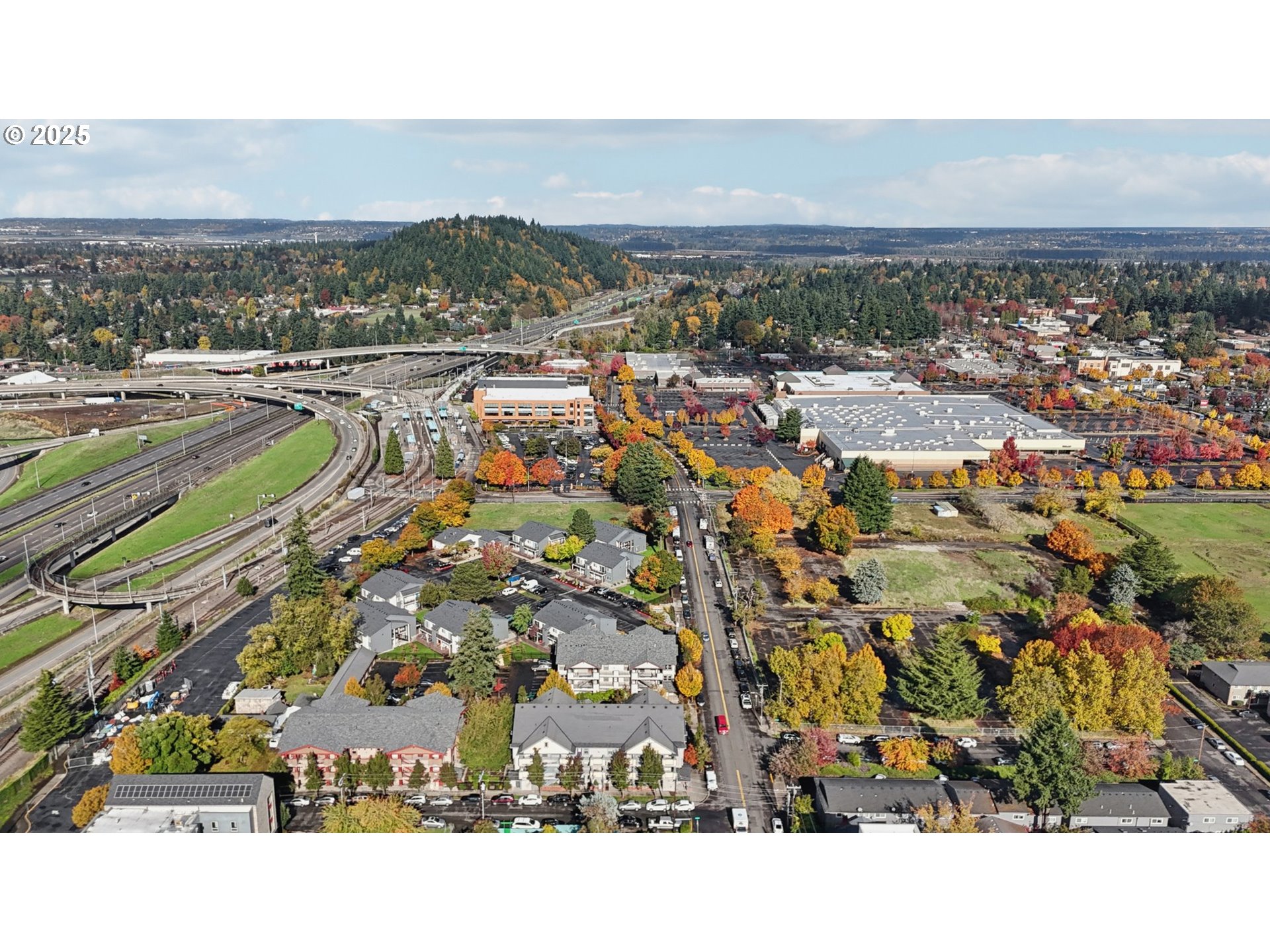 737 Northeast 99th Avenue, Unit 15 Portland, OR 97220 - Photo 23 of 29