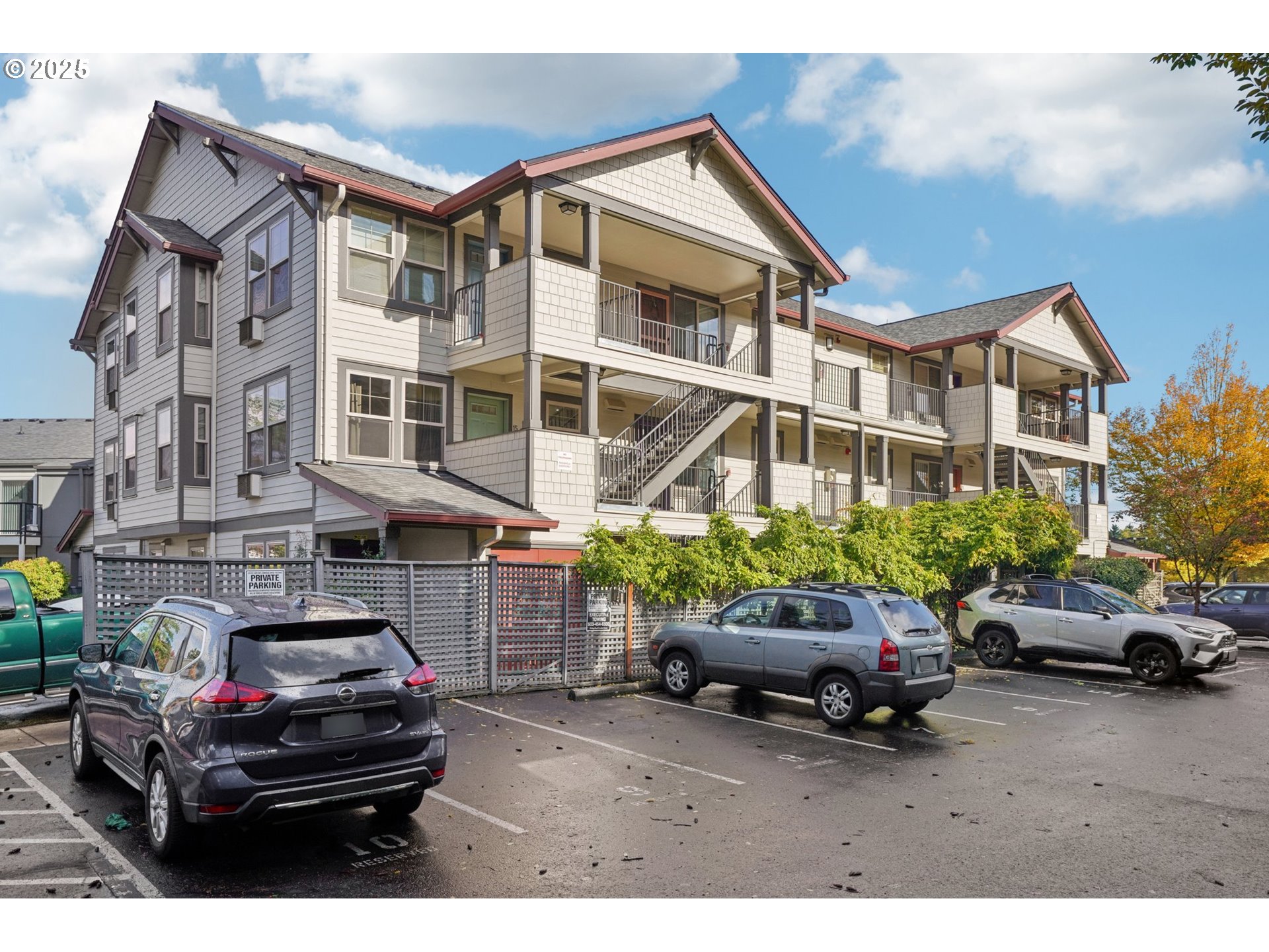 737 Northeast 99th Avenue, Unit 15 Portland, OR 97220 - Photo 4 of 29