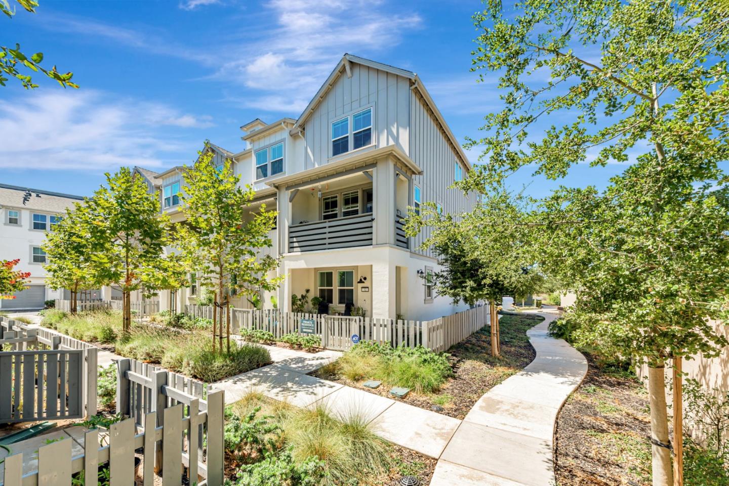 32 Seda Lane Morgan Hill, CA 95037 - Photo 2 of 37 a front view of a house with a yard