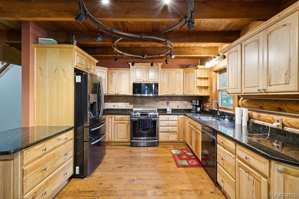 14230 Imlay City Road Capac, MI 48014 - Photo 12 of 49