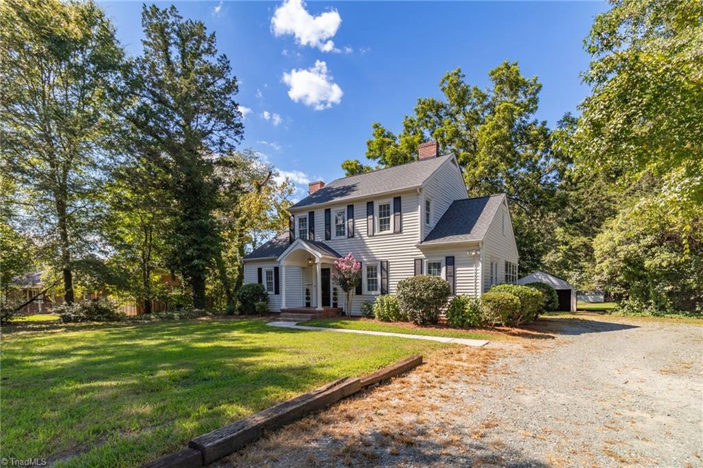 625 Polo Road Winston-Salem, NC 27106 - Photo 4 of 32 Gallery Image 4