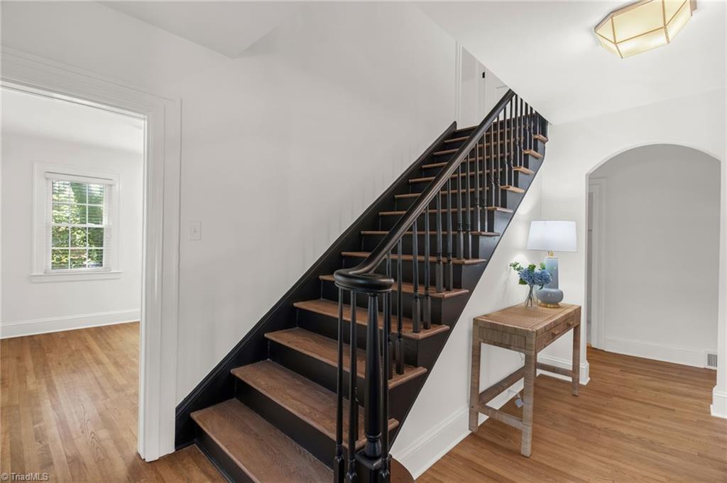 625 Polo Road Winston-Salem, NC 27106 - Photo 6 of 32 Gallery Image 6