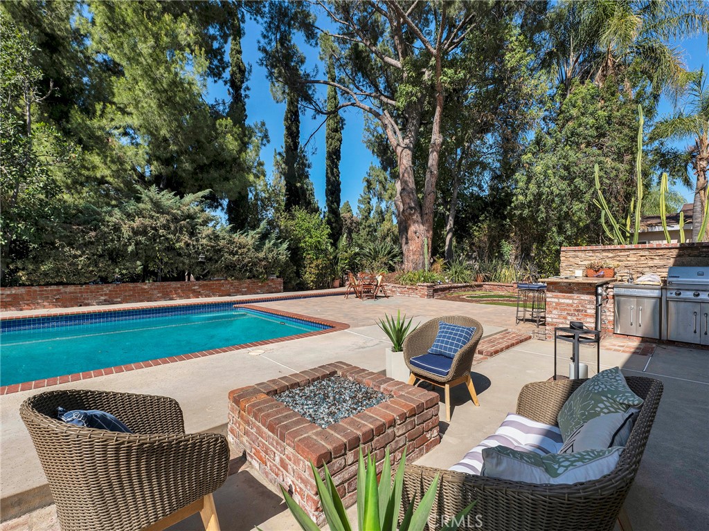 19207 Olympia Street Porter Ranch, CA 91326 - Photo 38 of 44