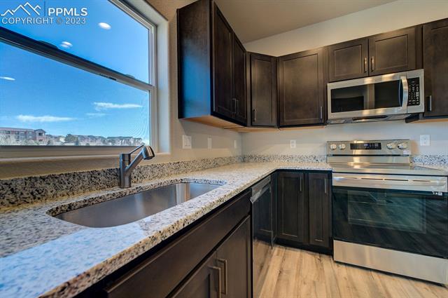 5273 Palomino Ranch Point Colorado Springs, CO 80922 - Photo 6 of 34 Gallery Image 6