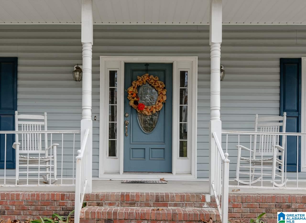 1012 Colonial Drive Alabaster, AL 35007 - Photo 2 of 38