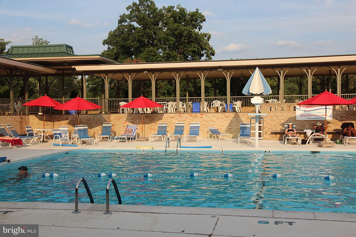 15300 Beaverbrook Court, Unit 882B Silver Spring, MD 20906 - Photo 32 of 44 a view of outdoor space
