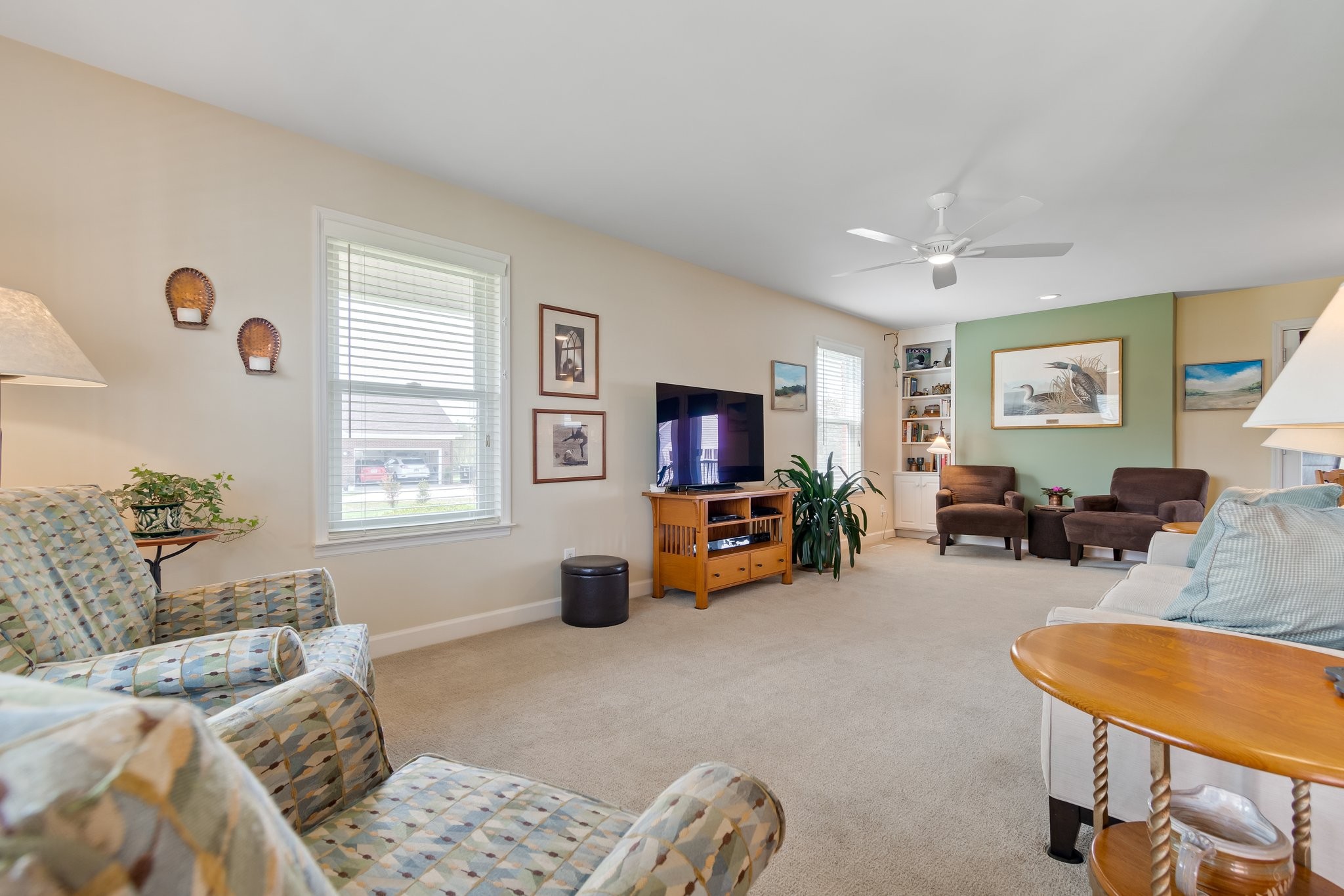 1922 Victorian Road Columbia, TN 38401 - Photo 8 of 25 a living room with furniture and a flat screen tv