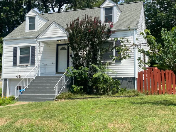 $245,000 | 2623 Lansing Drive Southwest, Roanoke, VA 24015