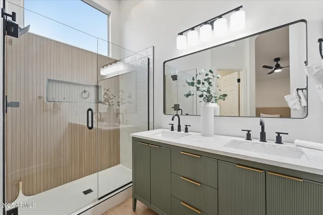 $2,995 | 4099 East Libra Avenue, Gilbert, AZ 85234