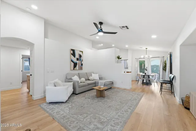 $2,995 | 4099 East Libra Avenue, Gilbert, AZ 85234