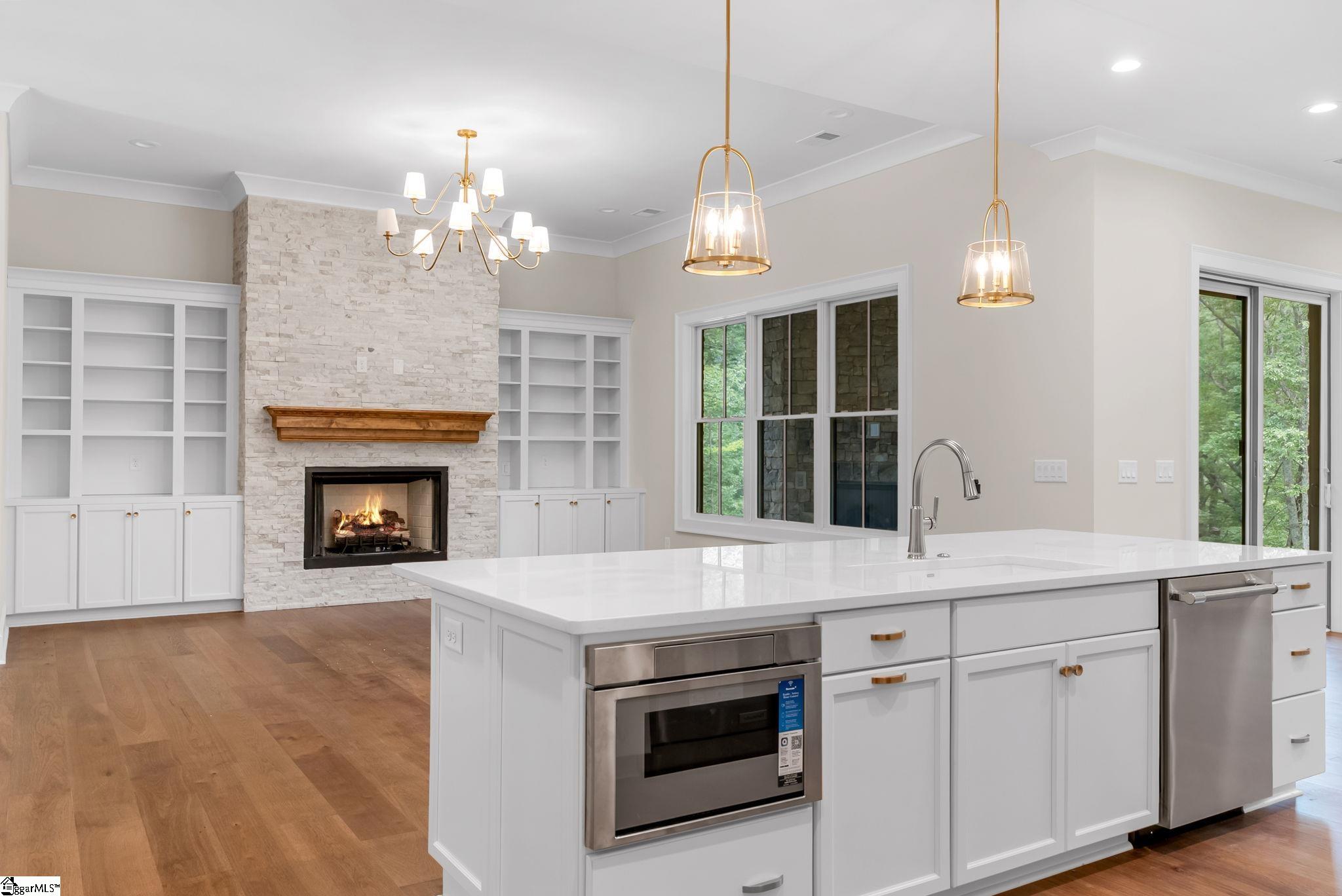 608 Plumley Summit Road Landrum, SC 29356 - Photo 7 of 39 Gallery Image 7