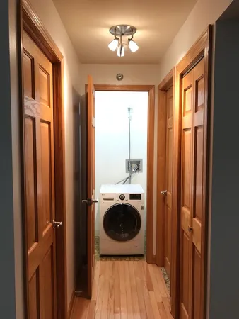 $2,500 | 195 North Harbor Drive, Unit 207, Chicago, IL 60601