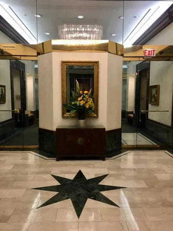 $2,500 | 195 North Harbor Drive, Unit 207, Chicago, IL 60601