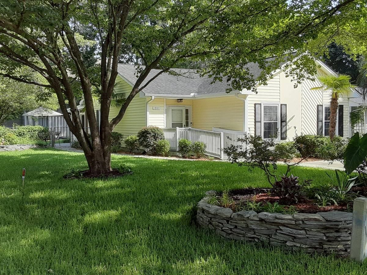 301 Stratford Place Murrells Inlet, SC 29576 - Photo 2 of 28