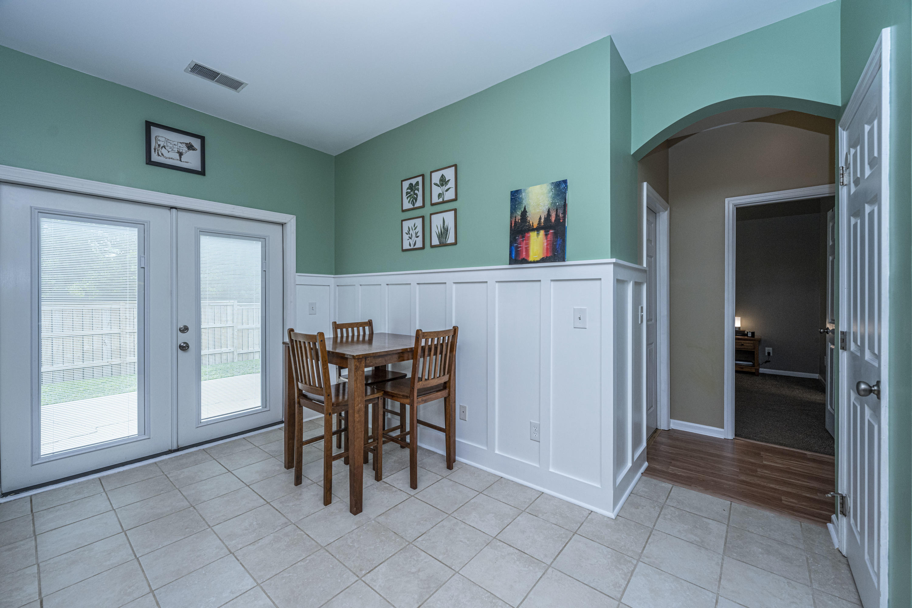 212 Summer View Road Summerville, SC 29486 - Photo 15 of 40 DSC_3505