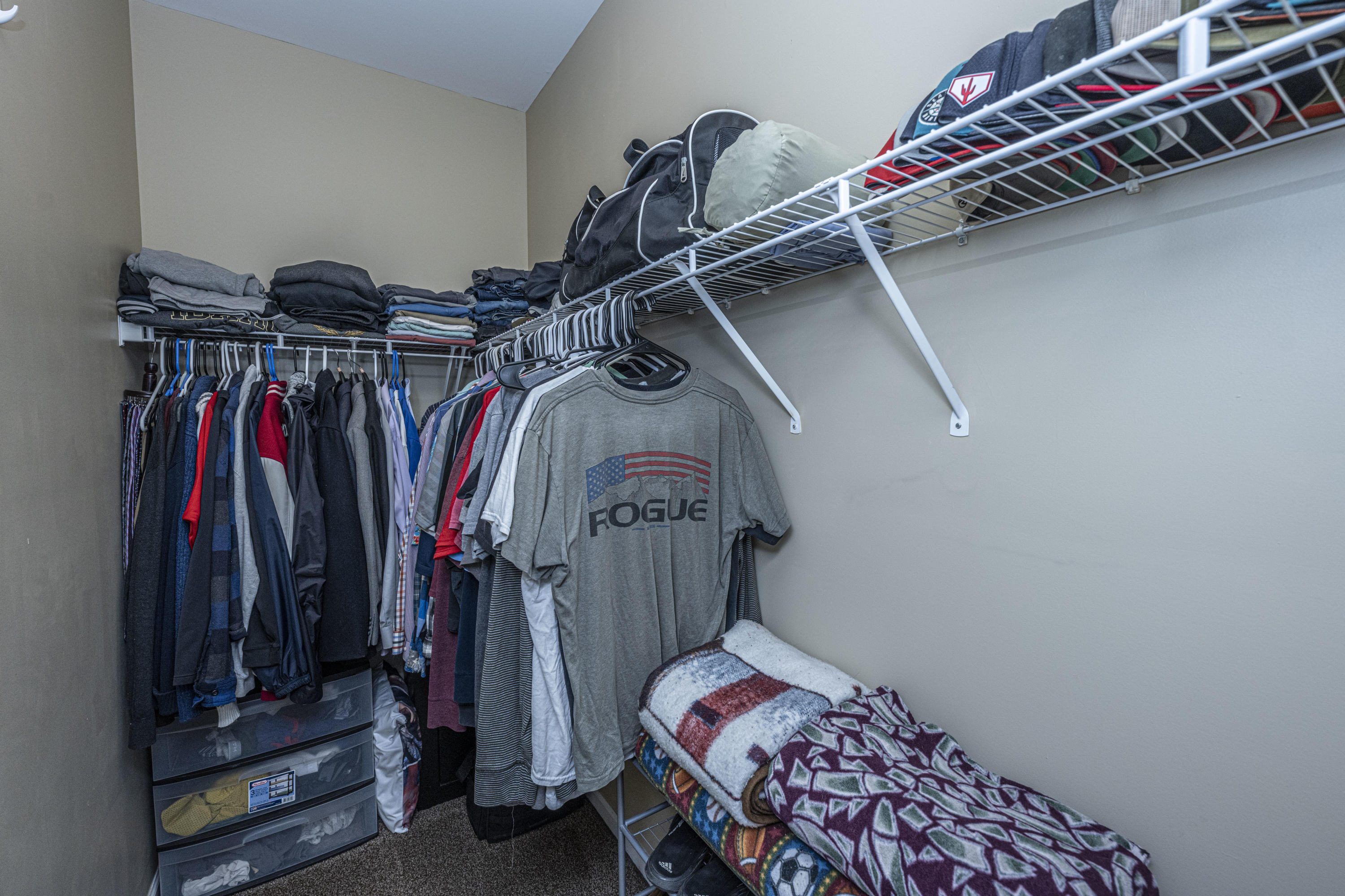 212 Summer View Road Summerville, SC 29486 - Photo 25 of 40 Large walk in Closet