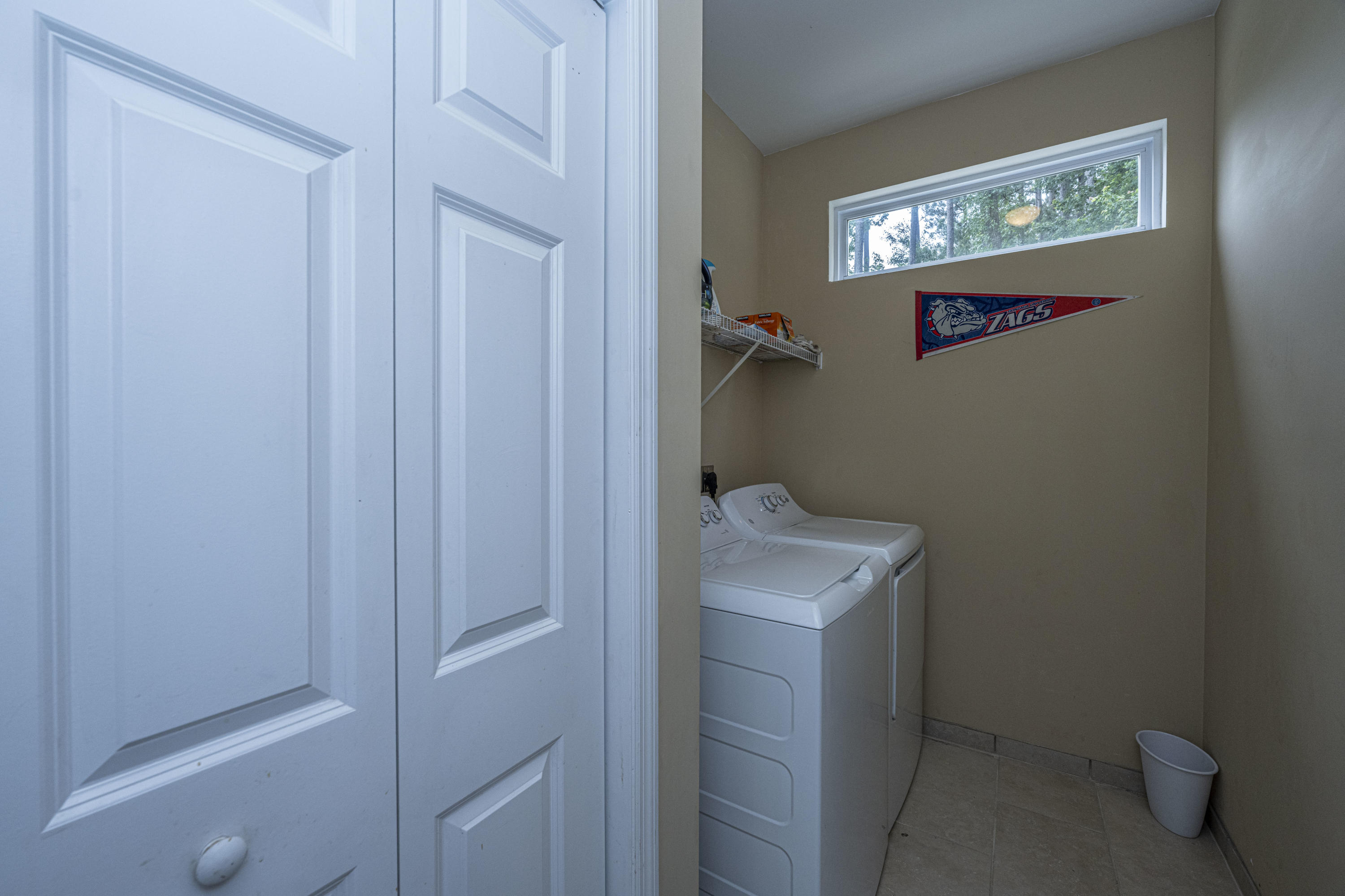 212 Summer View Road Summerville, SC 29486 - Photo 29 of 40 Utility Room
