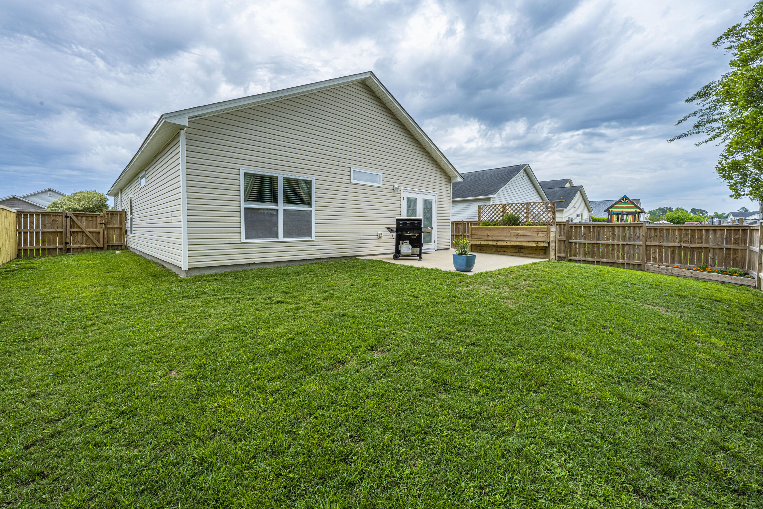 212 Summer View Road Summerville, SC 29486 - Photo 34 of 40 Rear View