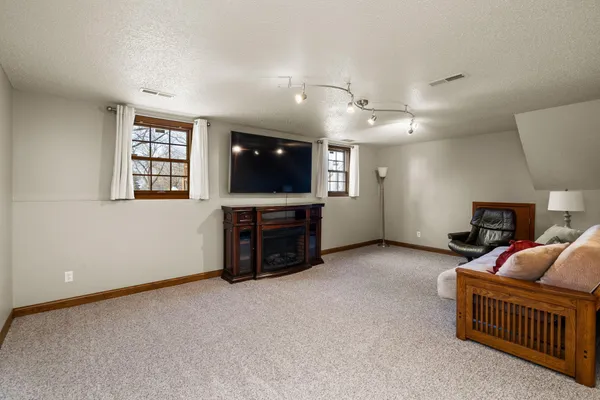 $574,900 | 8251 Ingleside Avenue South, Cottage Grove, MN 55016