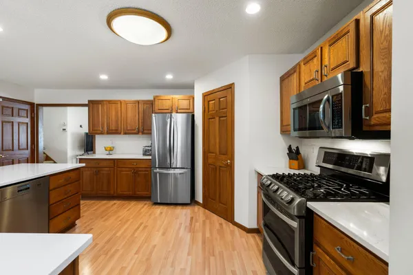 $574,900 | 8251 Ingleside Avenue South, Cottage Grove, MN 55016