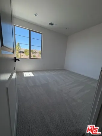 $3,300 | 28908 Vertex Way, Santa Clarita, CA 91350