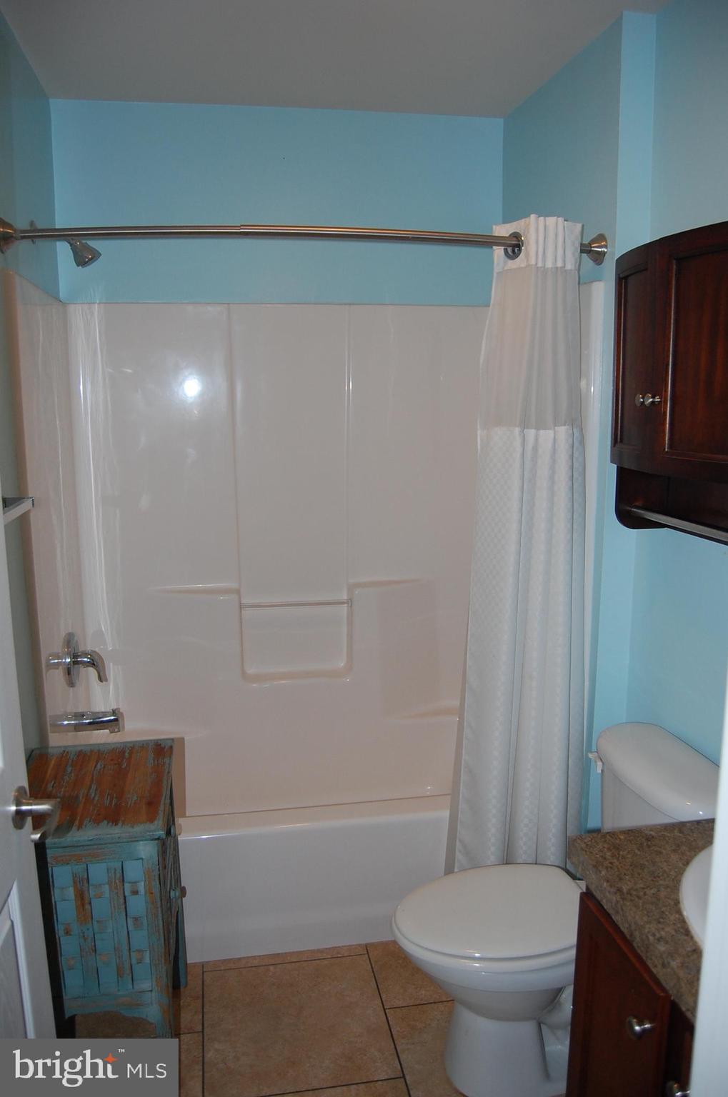 24713 Draper Loop Georgetown, DE 19947 - Photo 11 of 16 Hall Bath