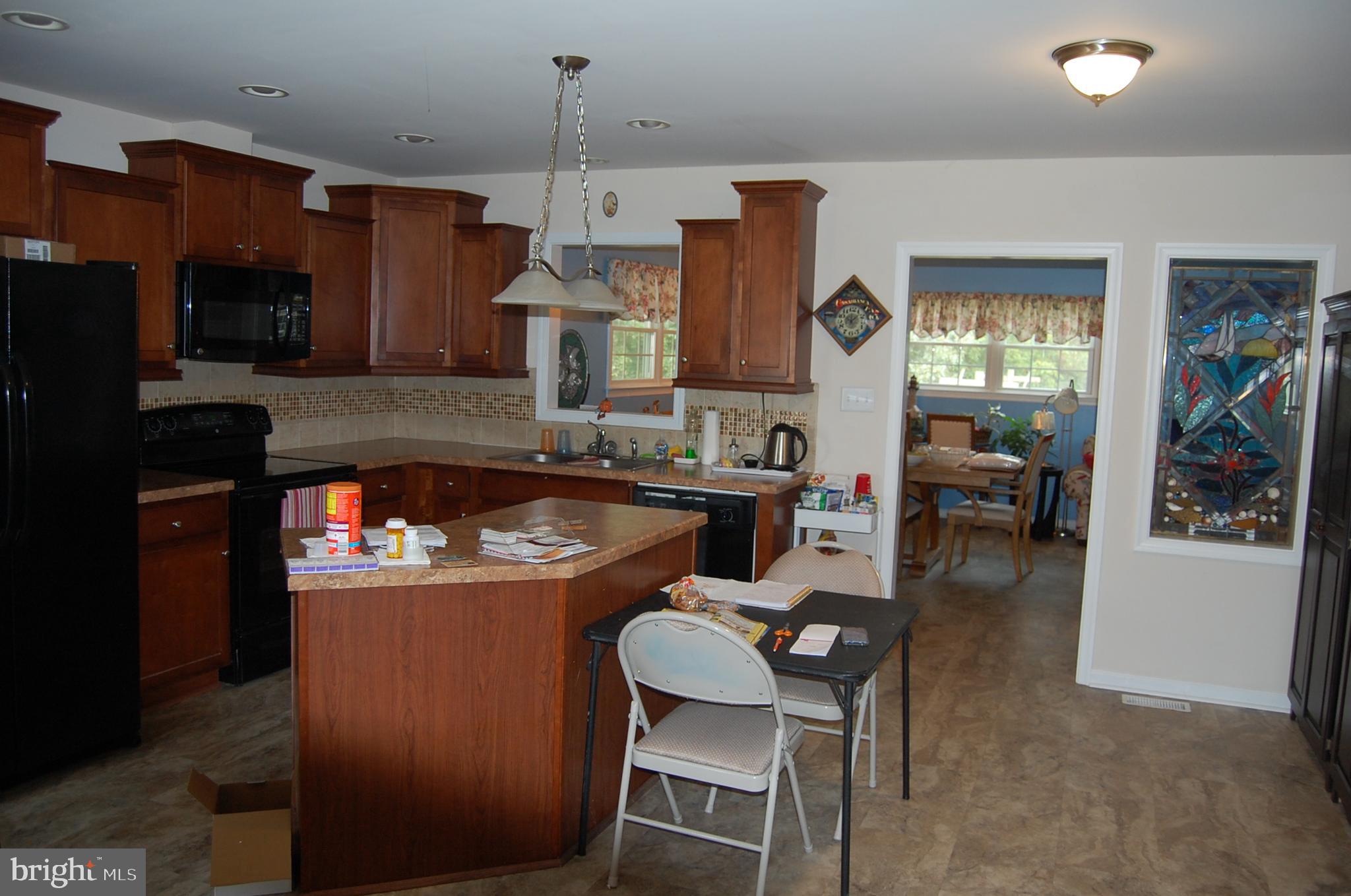 24713 Draper Loop Georgetown, DE 19947 - Photo 5 of 16 Eat in Kitchen